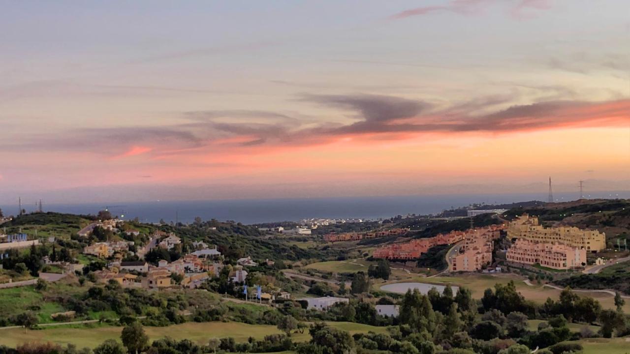 Penthouse Sea View - Valle Romano Golf Estepona Exterior photo