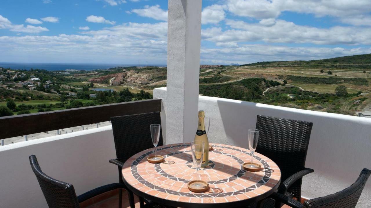 Penthouse Sea View - Valle Romano Golf Estepona Exterior photo